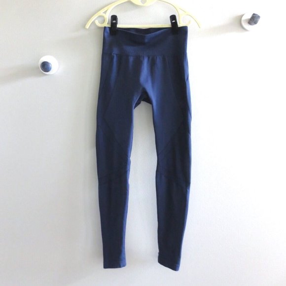 ZARA SPORT CROP/ANKLE ELASTIC LEGGINGS - Picture 2 of 9